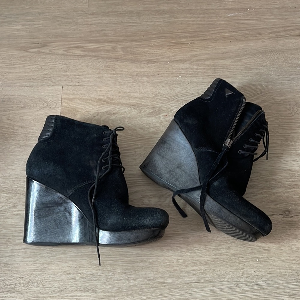 Velvet Diesel Black Gold high heel boots. Very good condition.